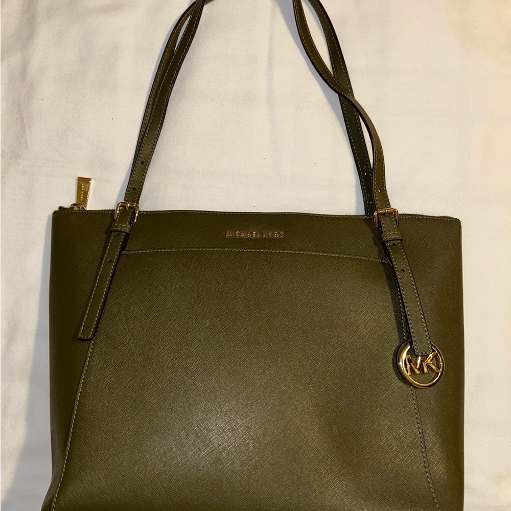 Michael Kors Olive Shoulder Bag